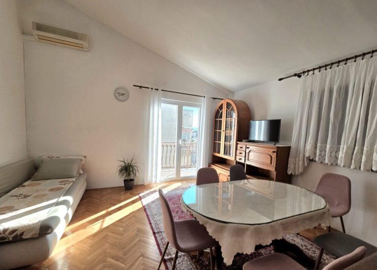 Apartment Moniika - Nemira